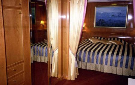 Norwegian Star--Penthouse (Amber Suite) Dressing Area & Bedroom